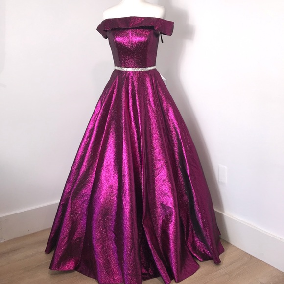 Mac Duggal off shoulder raspberry gown prom - Picture 3 of 15